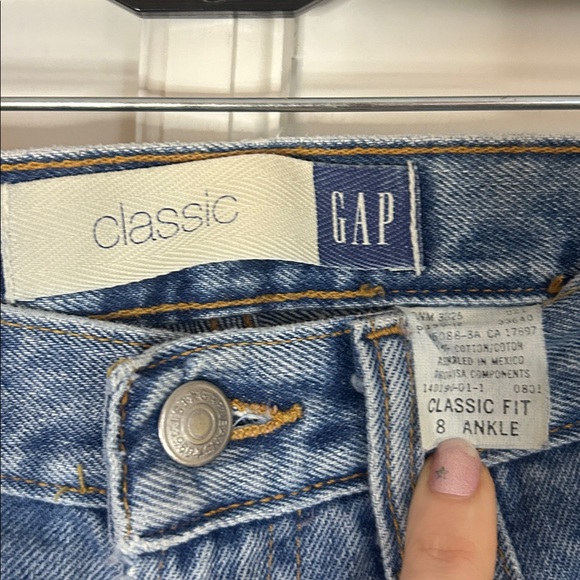 Vintage Gap Blue Jeans - Picture 4 of 6